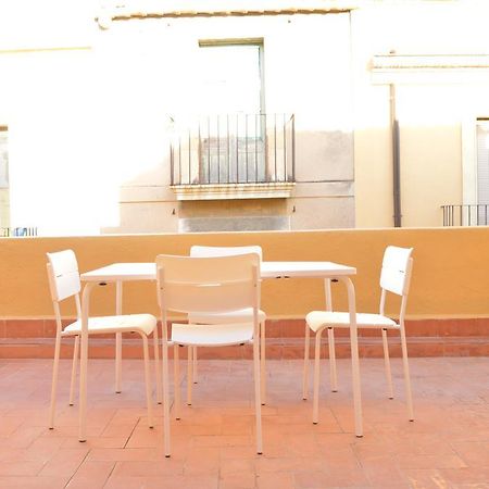 Tarragona Suites Mediona 外观 照片