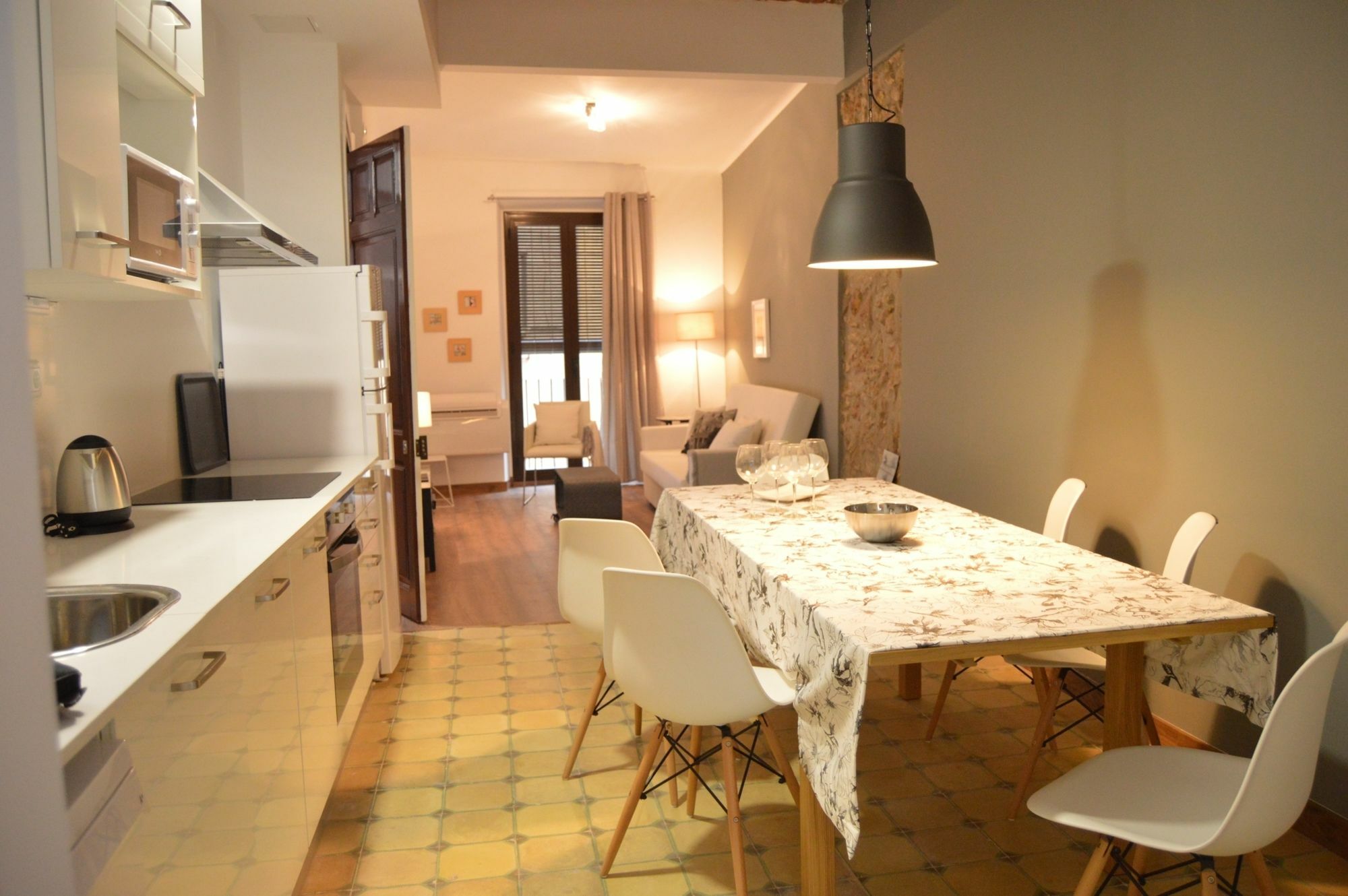 Tarragona Suites Mediona 外观 照片