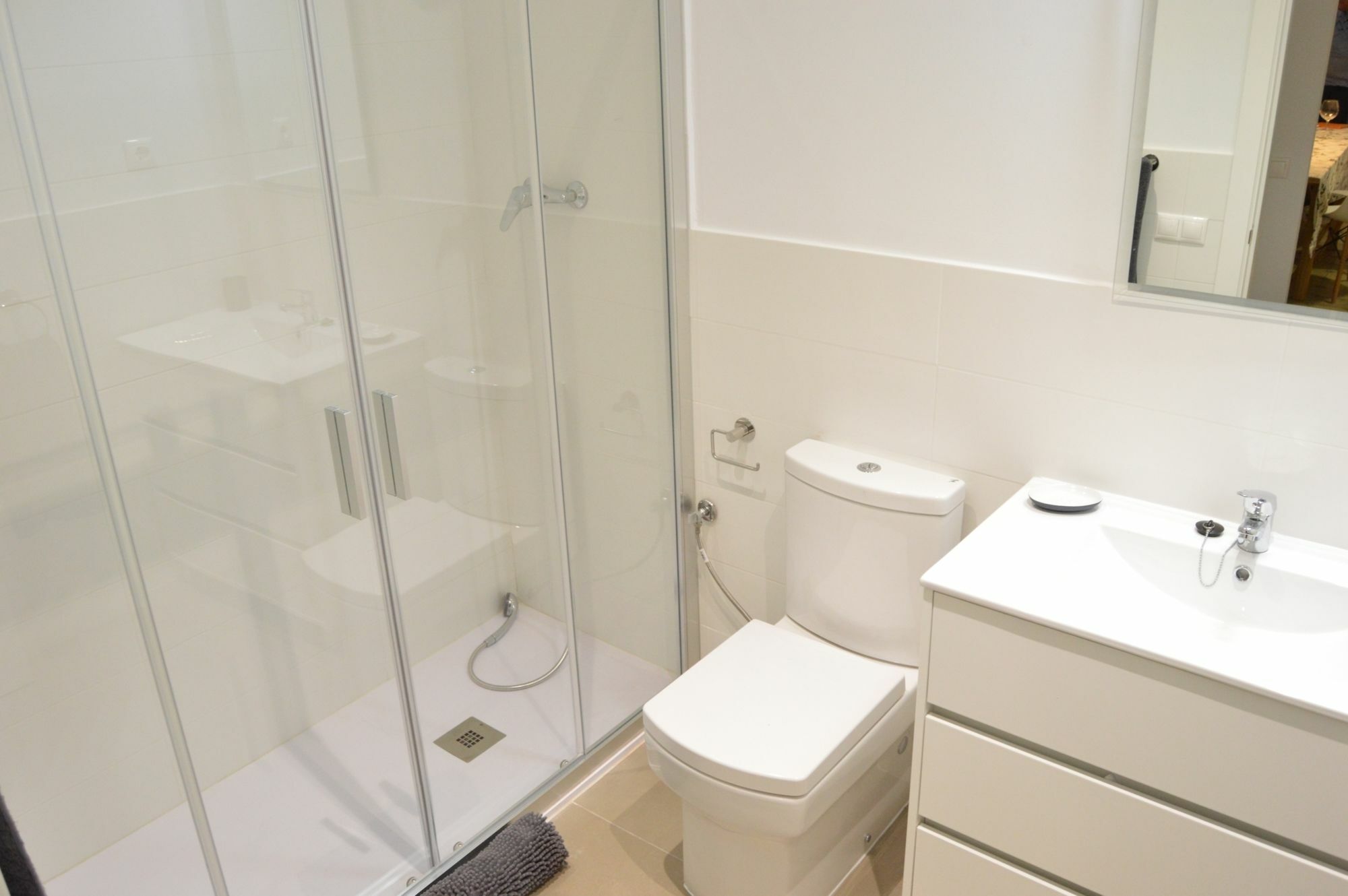 Tarragona Suites Mediona 外观 照片