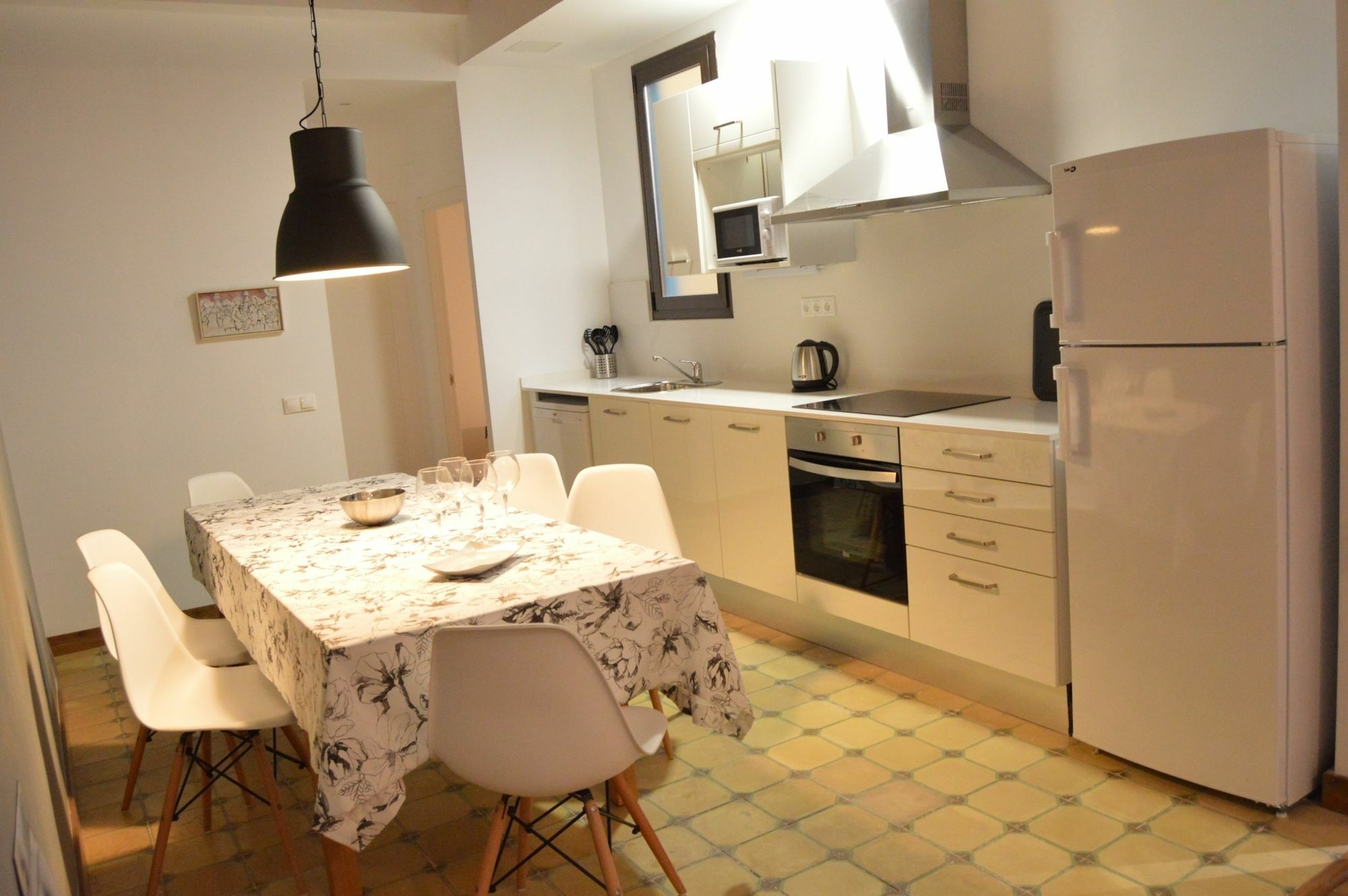 Tarragona Suites Mediona 外观 照片
