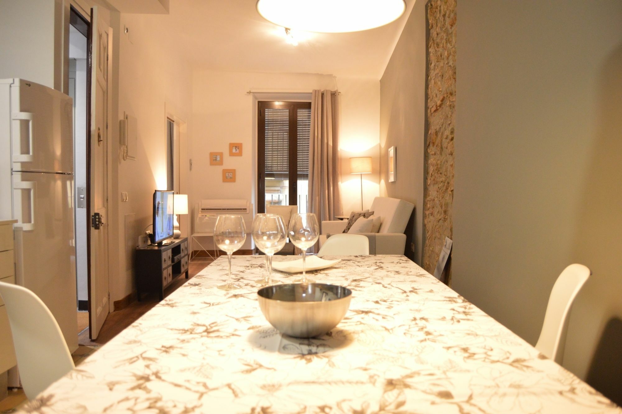 Tarragona Suites Mediona 外观 照片