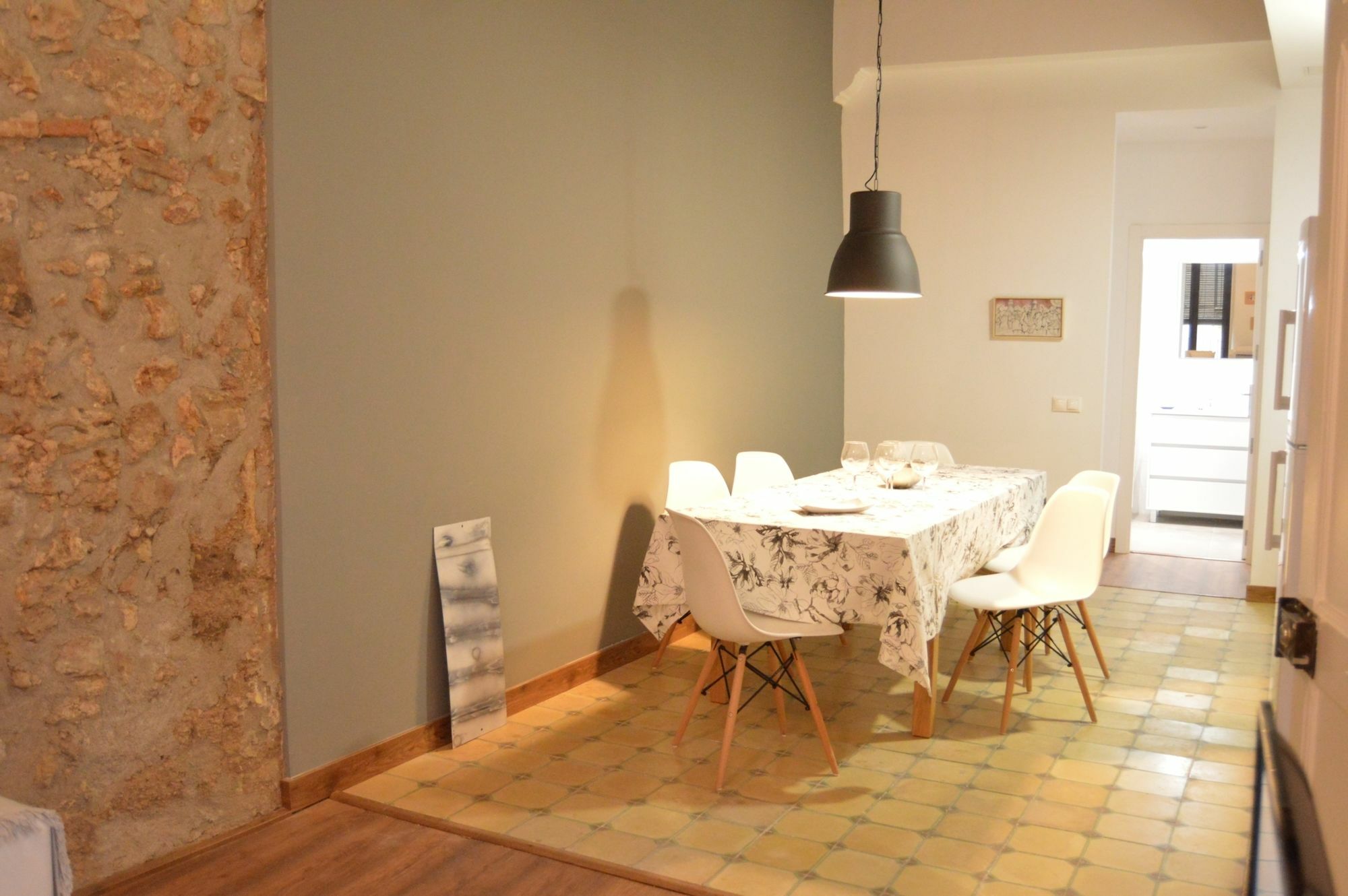 Tarragona Suites Mediona 外观 照片