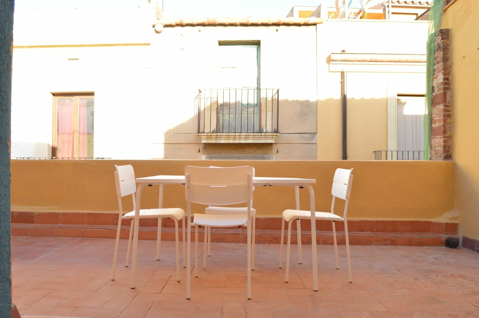 Tarragona Suites Mediona 外观 照片