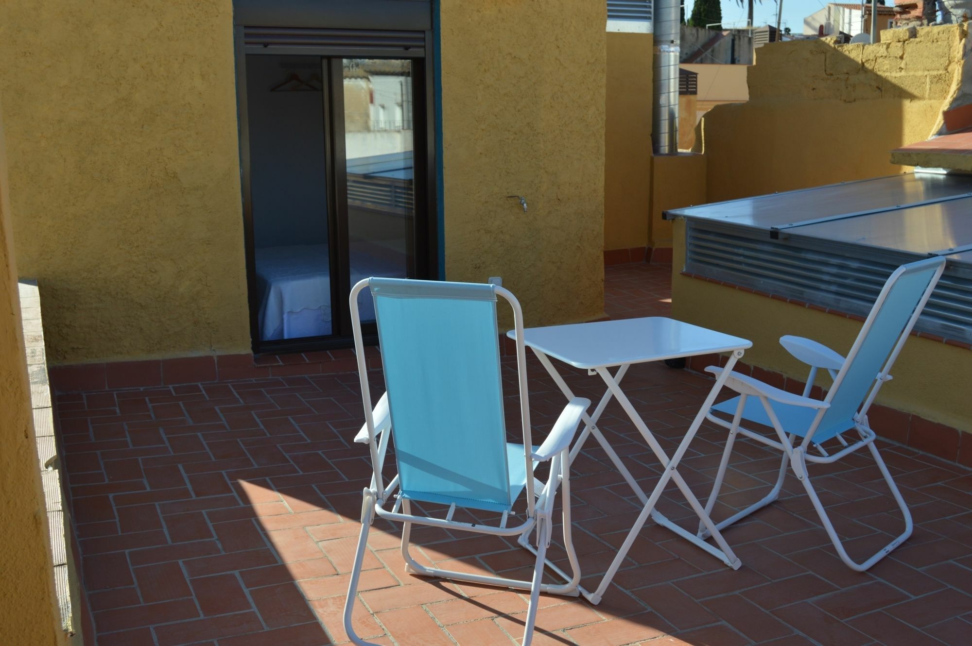 Tarragona Suites Mediona 外观 照片